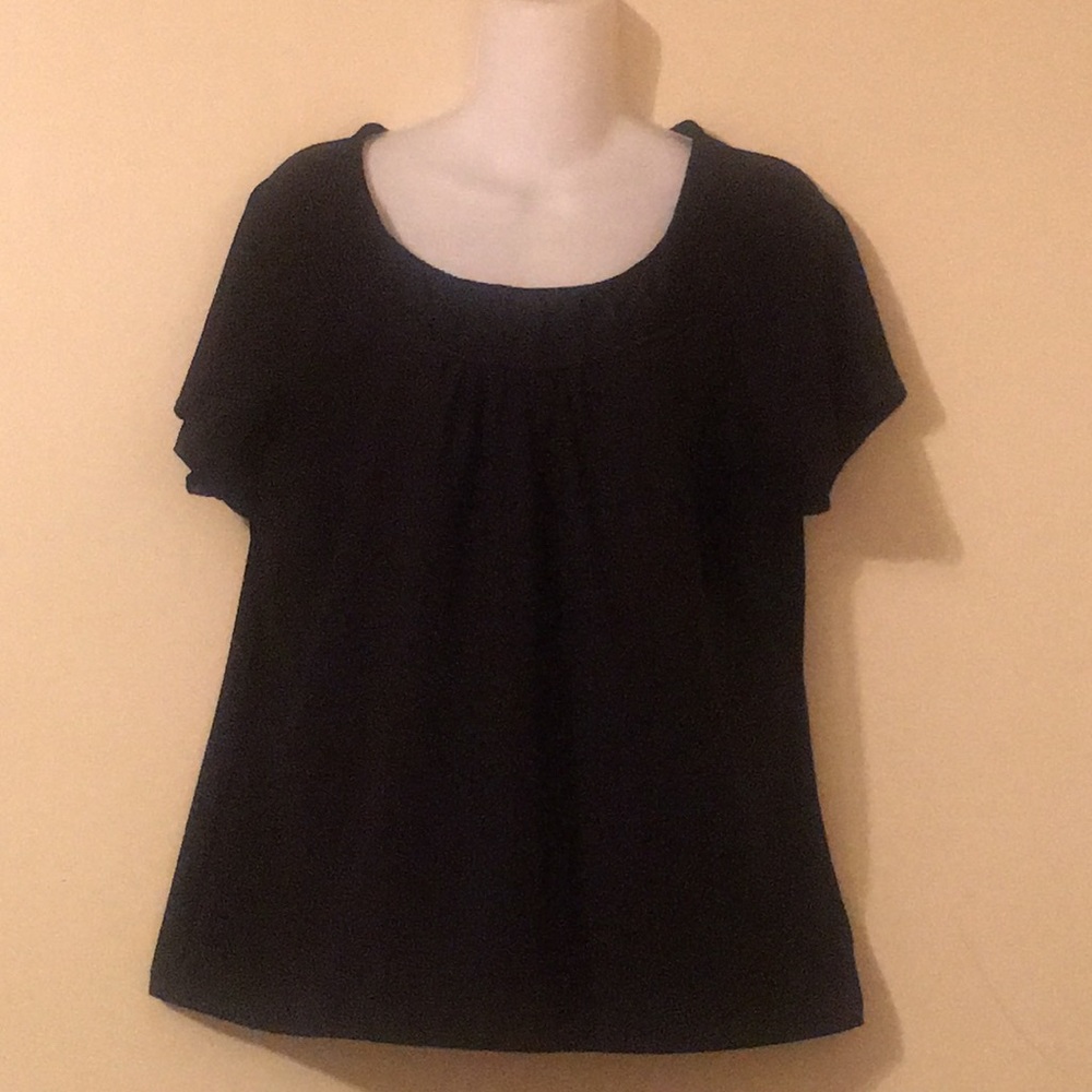Black kim rogers ruffle front top